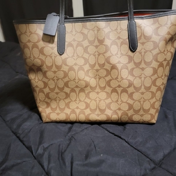 Coach Brown Tote Bag - Picture 5 of 8